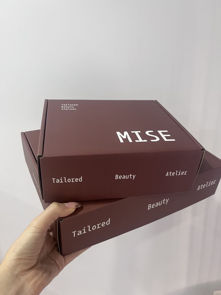 Specialty paper corrugated boxes