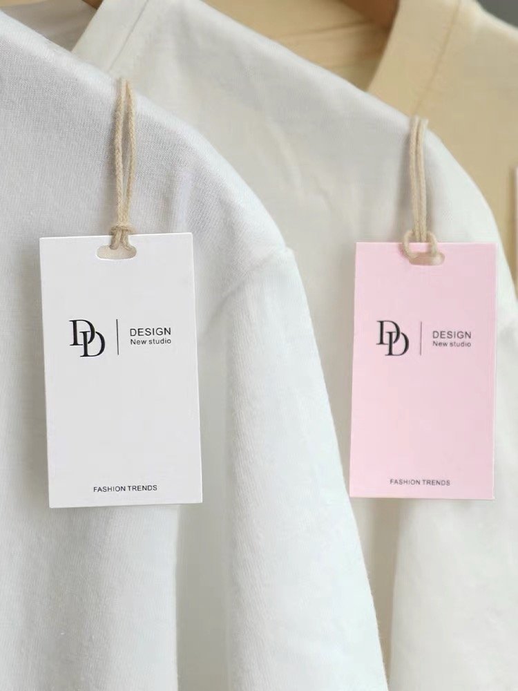 custom luxury clothing hang tags with logo printing