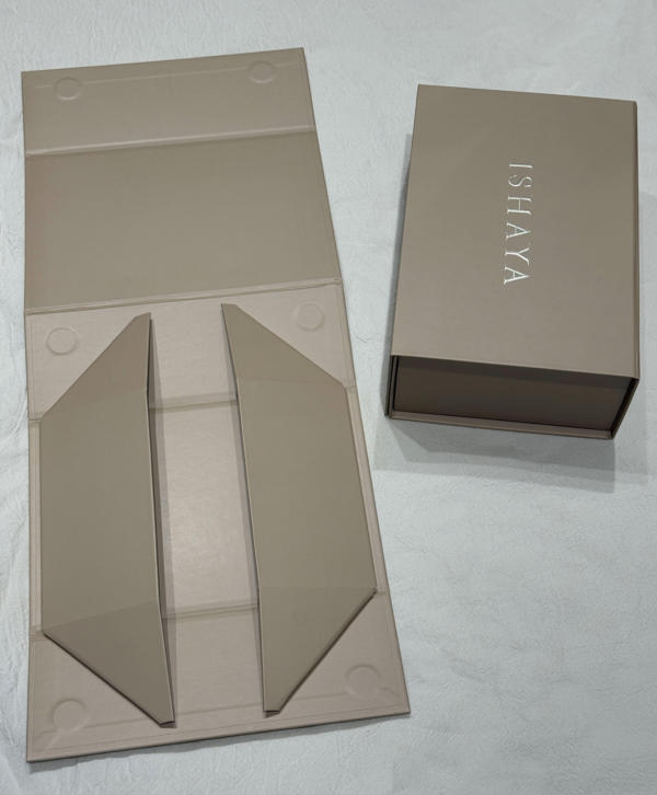 Custom Embossed Logo Collapsible Rigid Gift Box 4 Foldable-Magnetic-Paper-Packaging-Box-with-embossed-logo-scaled.
